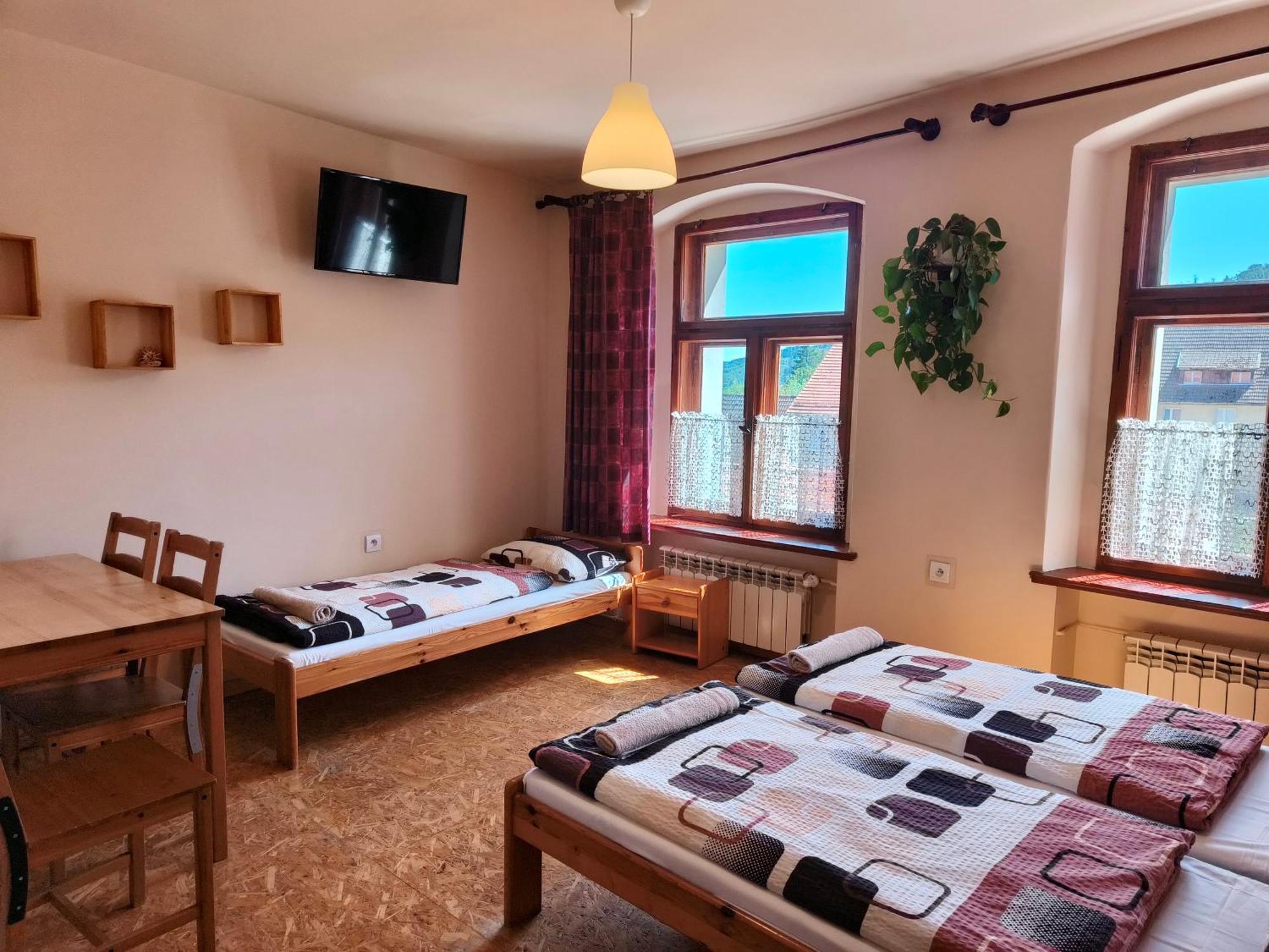 Apartamenty I Pokoje Goscinne "Wacus" Srebrna Góra Exterior foto