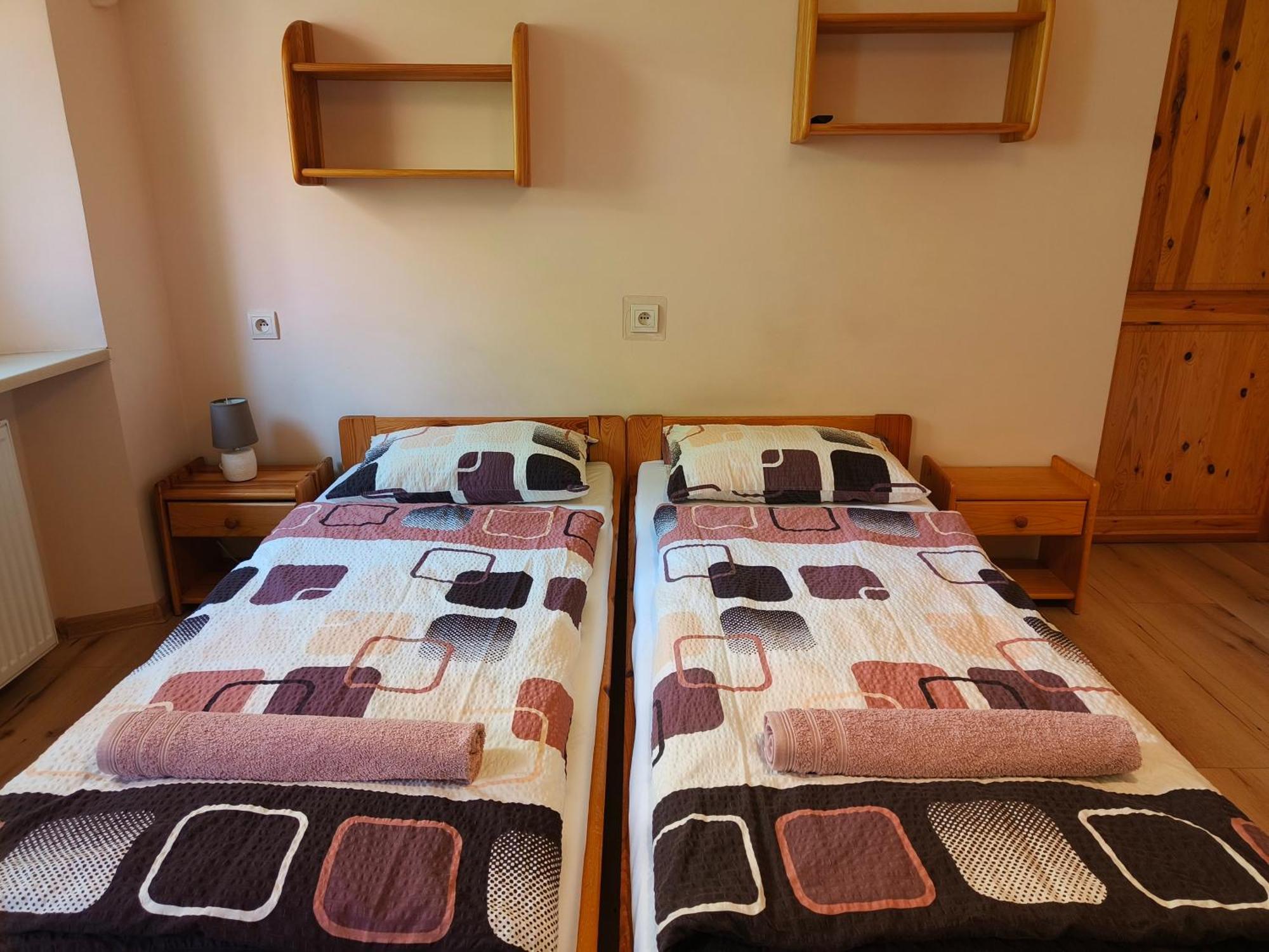 Apartamenty I Pokoje Goscinne "Wacus" Srebrna Góra Exterior foto